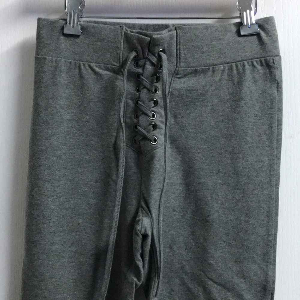3/$30 🌺 2 Tied Up Leggings - Size XS - Picture 2 of 5